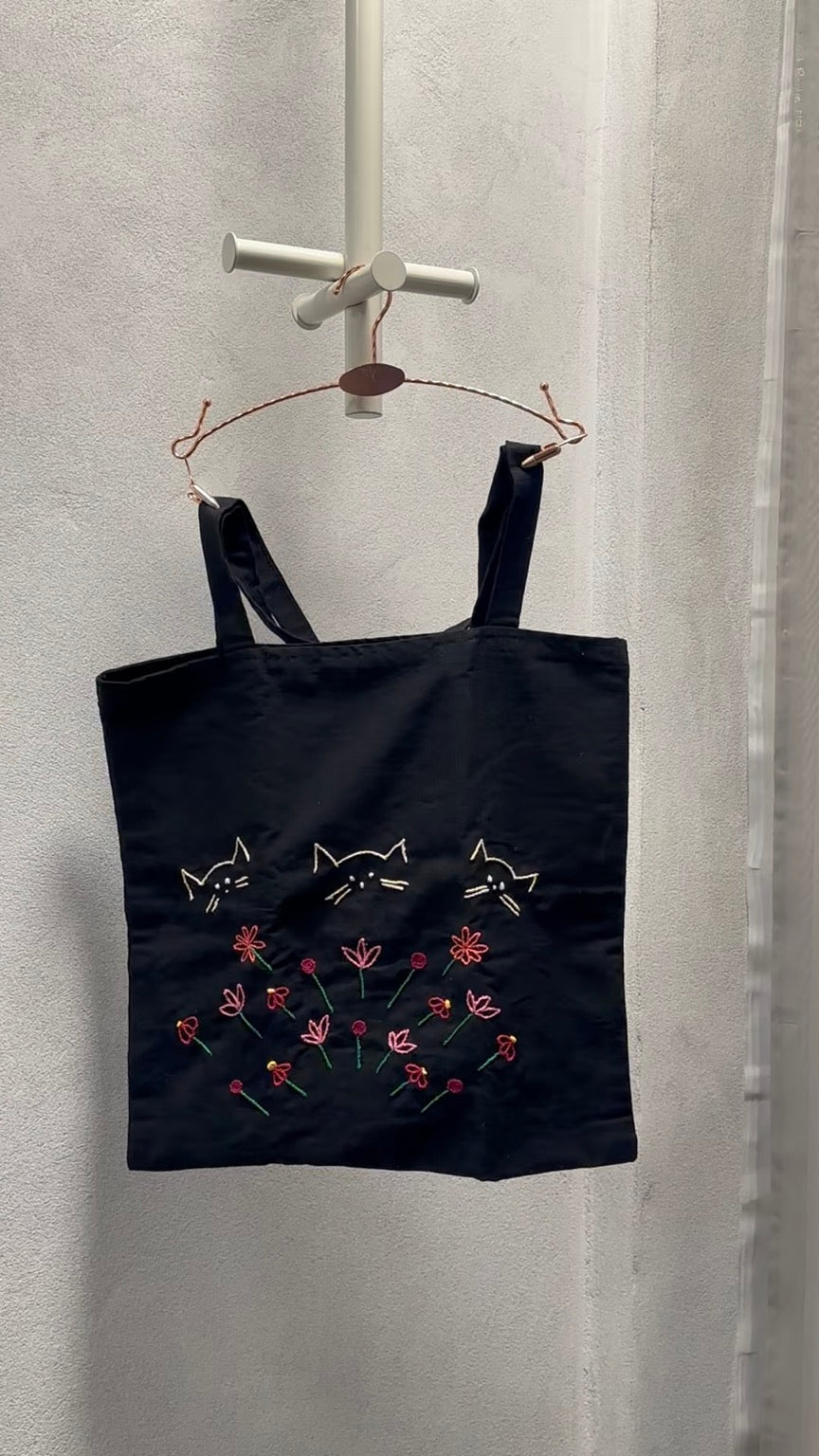 Tote Bordada